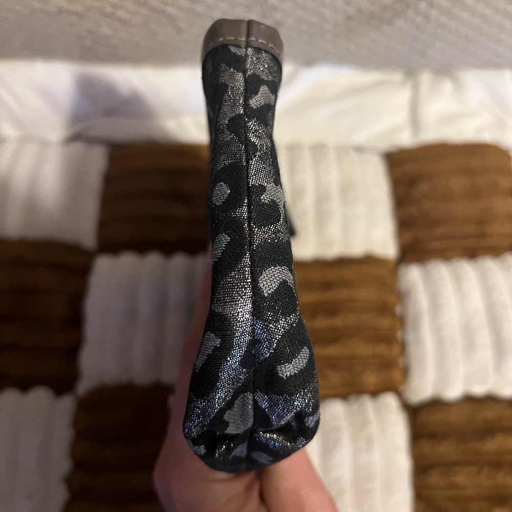 Coach Black and Gray Ocelot Wristlet VGUC! - Picture 4 of 6